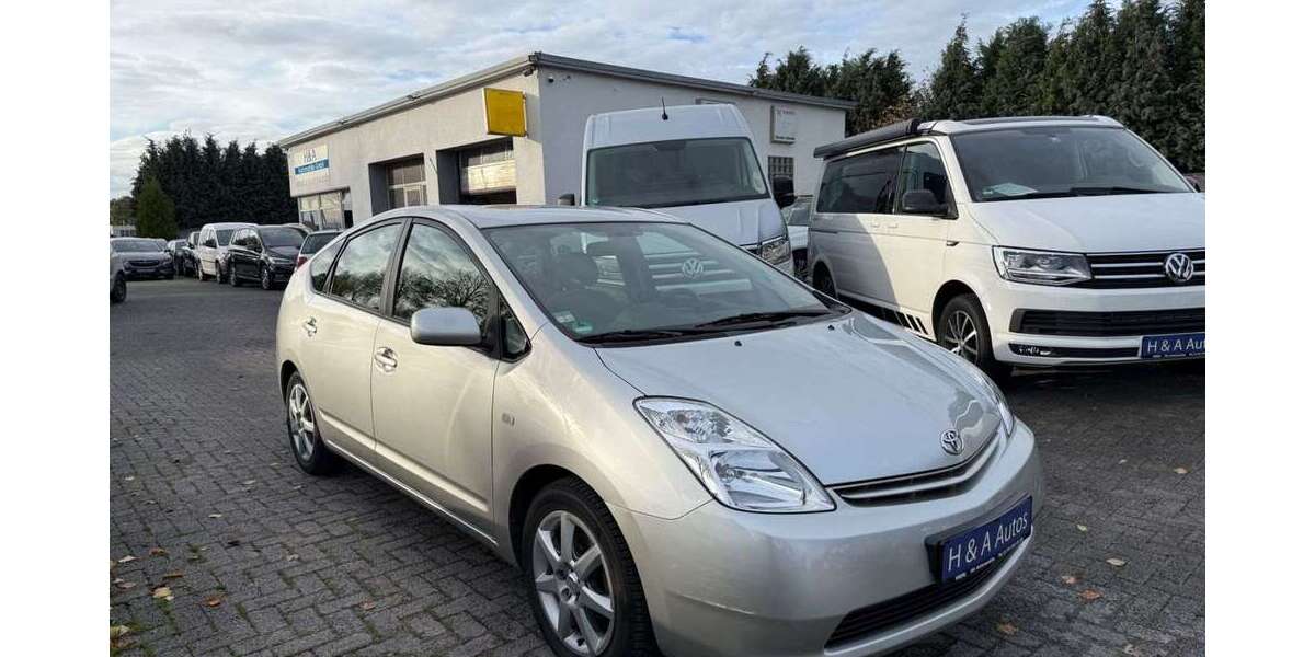 Toyota Prius 122.830 km 5.900 &euro; Werl 59457