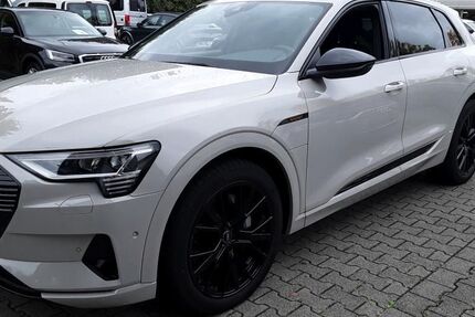 Audi e-tron 49.998 km 29.325 &euro; Hagen 58091