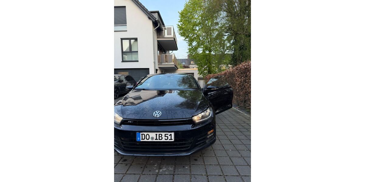 VW Scirocco 192.143 km 9.100 &euro; Dortmund 44339