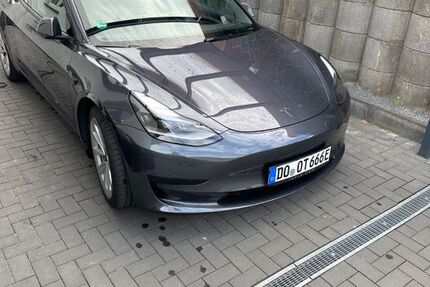 Tesla Model 3 50.000 km 28.000 &euro; Dortmund 44269