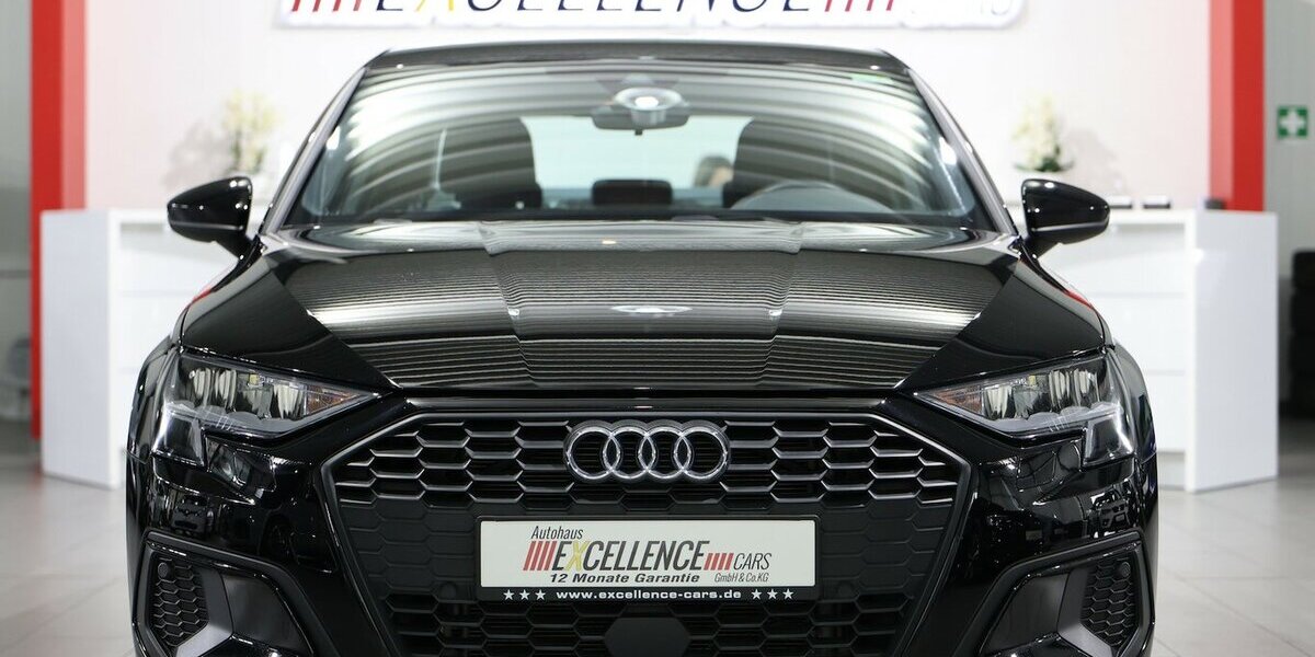 Audi A3 LIMOUSINE 35 TFSI BUSINESS BLACK LED,ACC+LANE 16.000 km 26.777 &euro; Hamm 59077