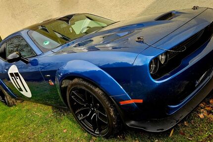 Dodge Challenger 9.500 km 47.000 &euro; Kamen 59174