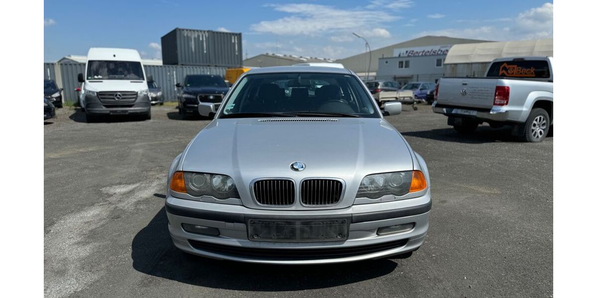 BMW 320 236.114 km 2.490 &euro; Lüdinghausen 59348