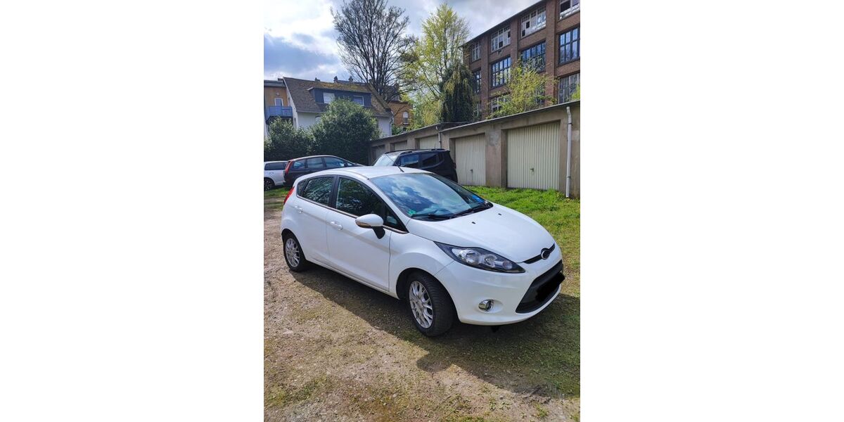 Ford Fiesta 46.833 km 5.900 &euro; Witten 58453