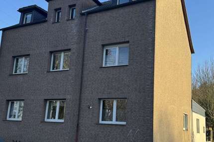 Haus Herten Bertlich - 10 Zimmer, 215 m&sup2;, 288.000&euro; | Angebot:25104096