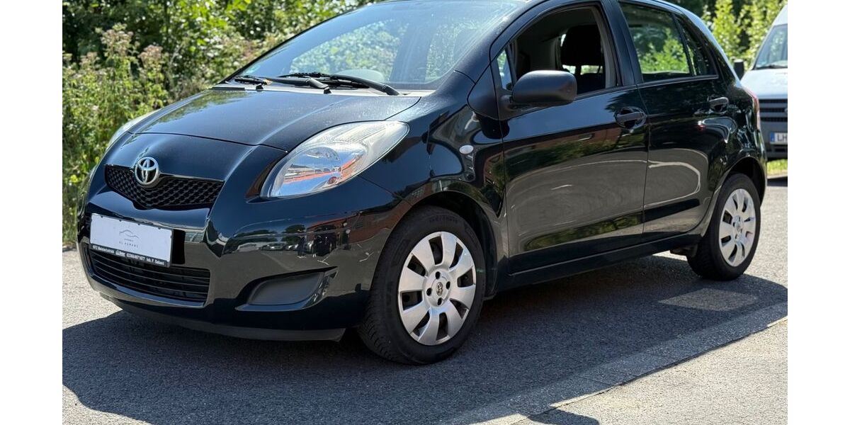 Toyota Yaris 175.000 km 3.999 &euro; Dülmen 48249
