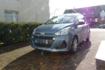 Hyundai i10 25.000 km 8.800 &euro; Waltrop 45731