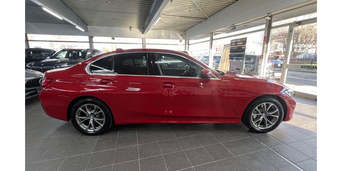 BMW 330 61.365 km 26.999 &euro; Werl 59457