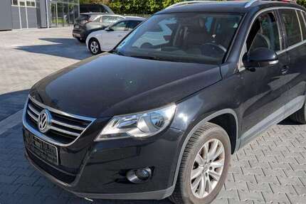 VW Tiguan 138.502 km 5.950 &euro; Hamm 59077