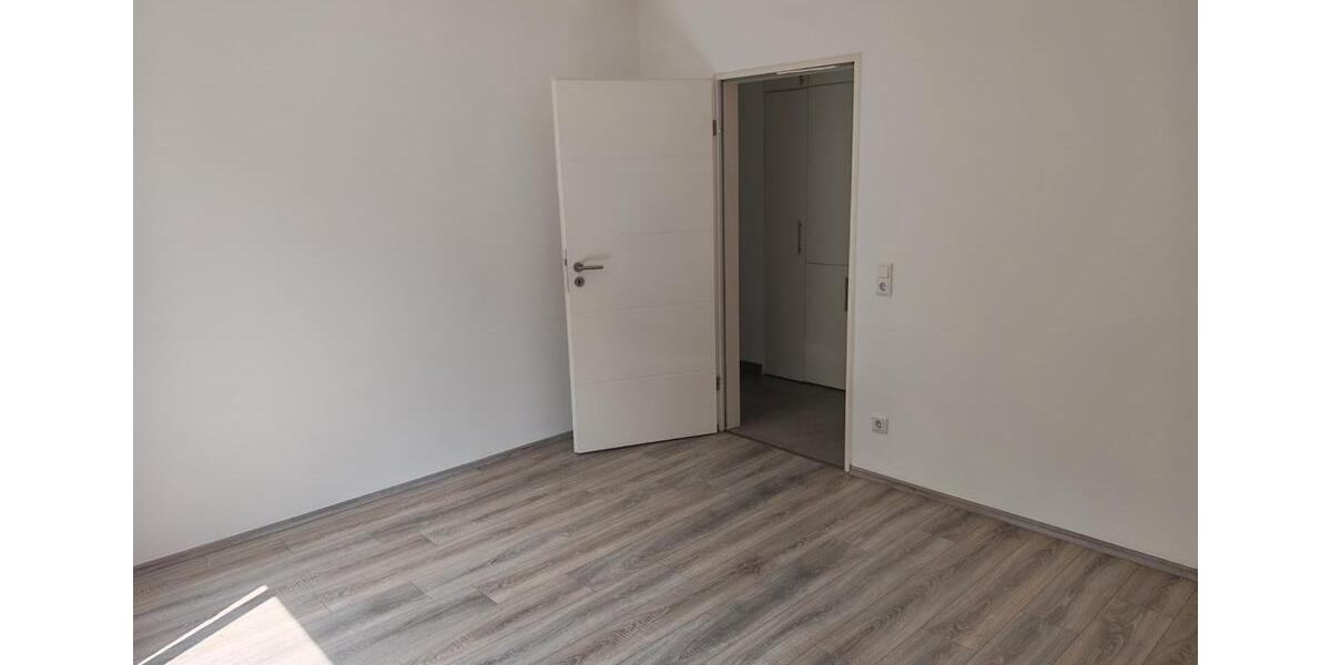Hochparterre Bochum Bochum-Mitte - 2.5 Zimmer, 56 m&sup2;, 147.000&euro; | Angebot:26940715