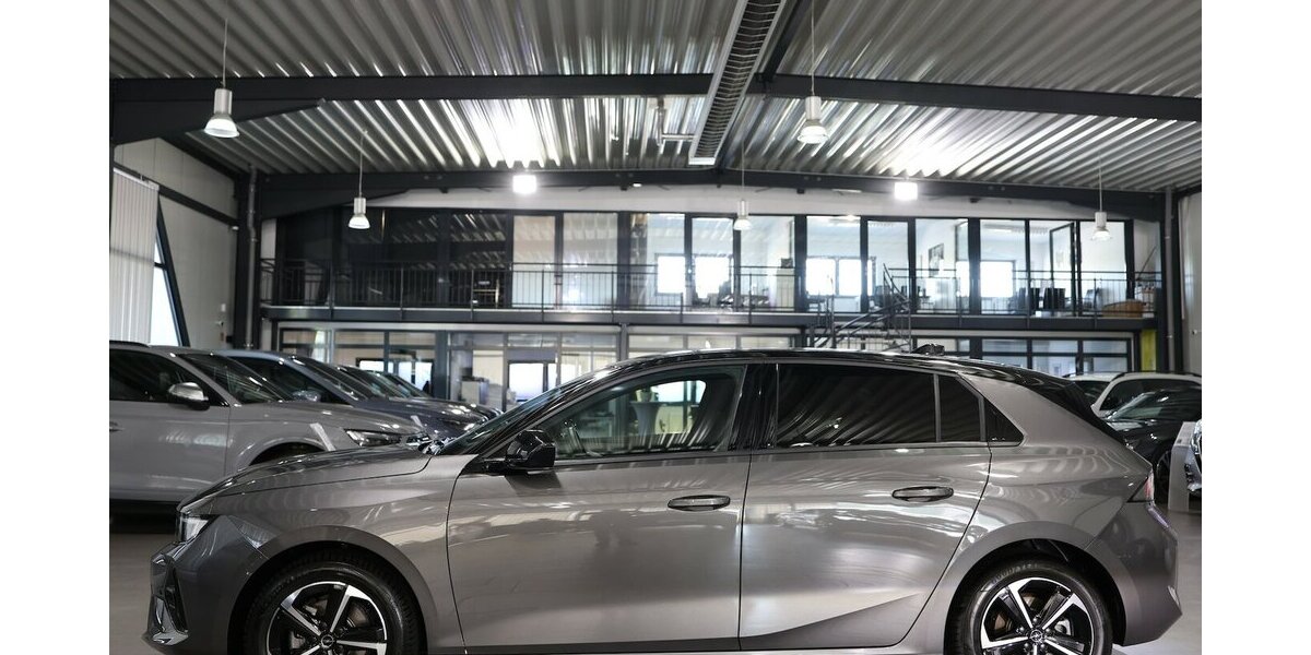 Opel Astra L 1.2 T LIMO TECH GS-SPORT HIGH / WIE NEU 4.000 km 22.444 &euro; Hamm 59077