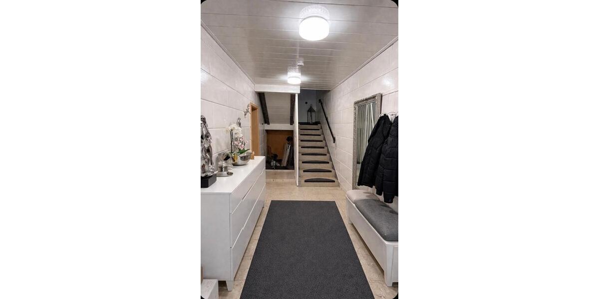 Etagenwohnung Hamm Herringen - 4 Zimmer, 130 m&sup2;, 1.195&euro; | Angebot:26051269