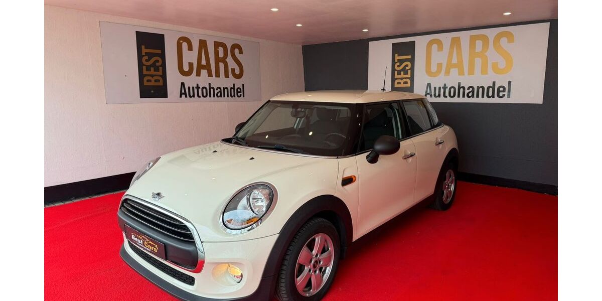 Mini ONE 103.000 km 9.900 &euro; Bochum 44805