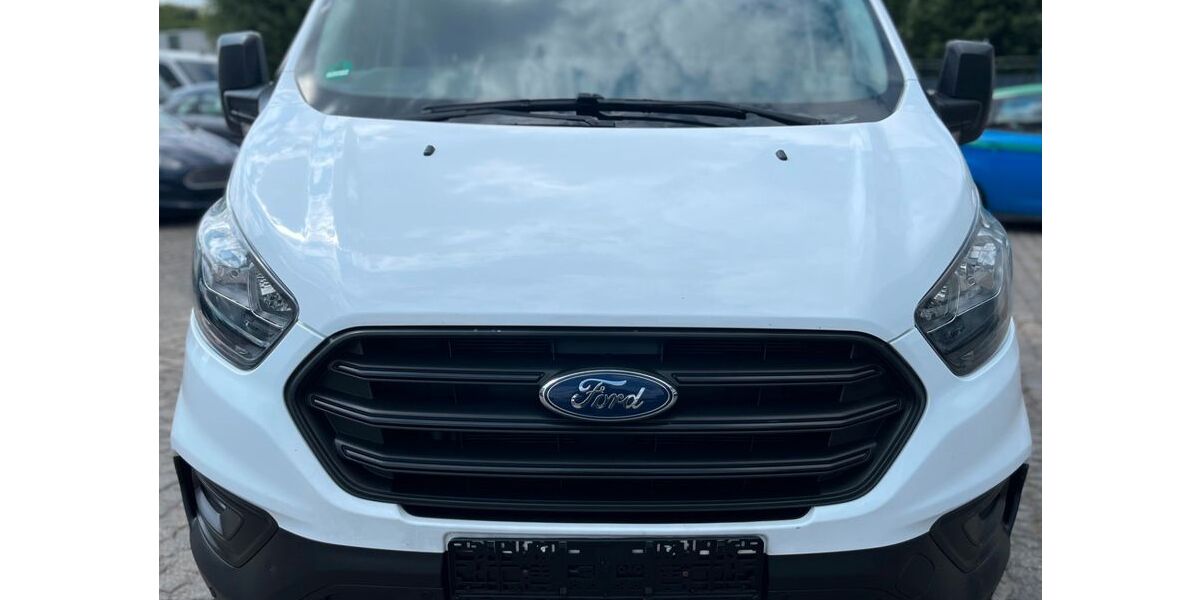 Ford Transit Custom 97.000 km 11.900 &euro; Bochum 44805