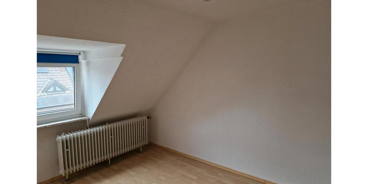 Dachgeschoßwohnung Marl - 3 Zimmer, 68 m&sup2;, 350&euro; | Angebot:26634725