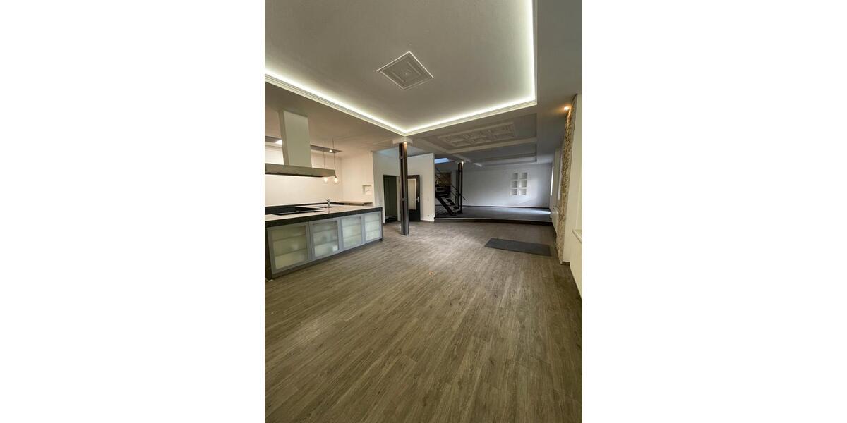 Loft - Studio - Atelier Menden (Sauerland) Bösperde - 6 Zimmer, 280 m&sup2;, 2.000&euro; | Angebot:26589334