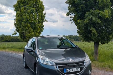 Peugeot 208 112.000 km 4.000 &euro; Unna 59427