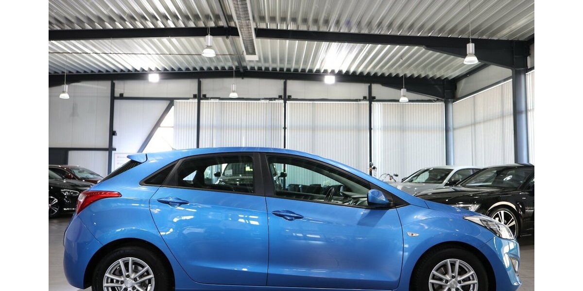 Hyundai i30 1.6 T-GDI STYLE / AUTOMATIK / NAVI+KAMERA 78.000 km 13.331 &euro; Hamm 59077