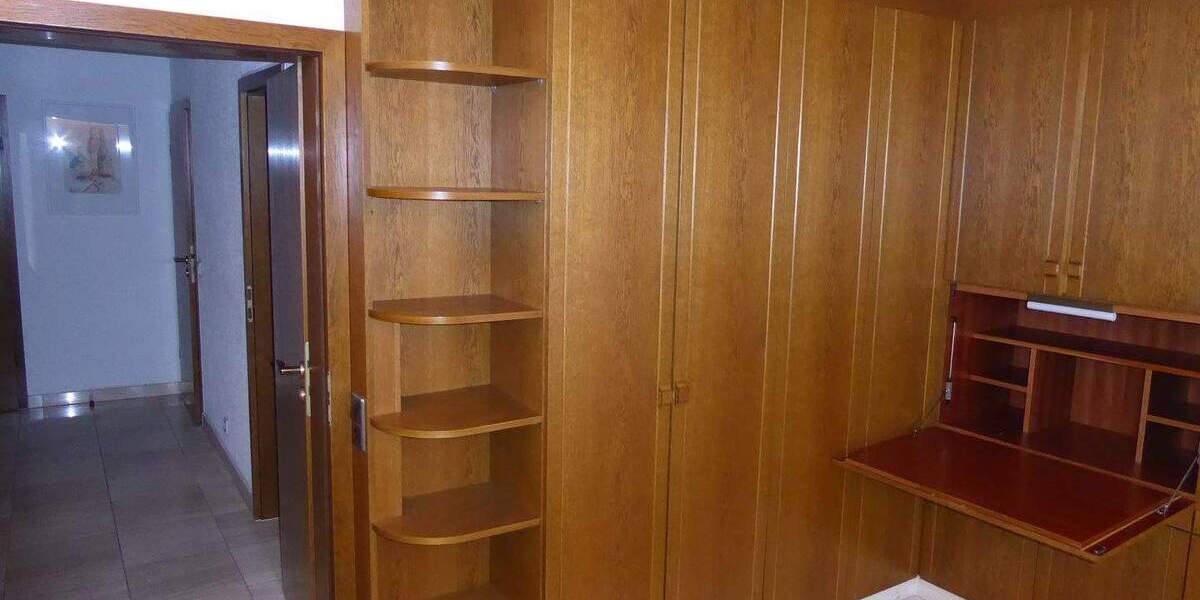 Etagenwohnung Dortmund Mitte - 3 Zimmer, 125 m&sup2;, 1.500&euro; | Angebot:25698606