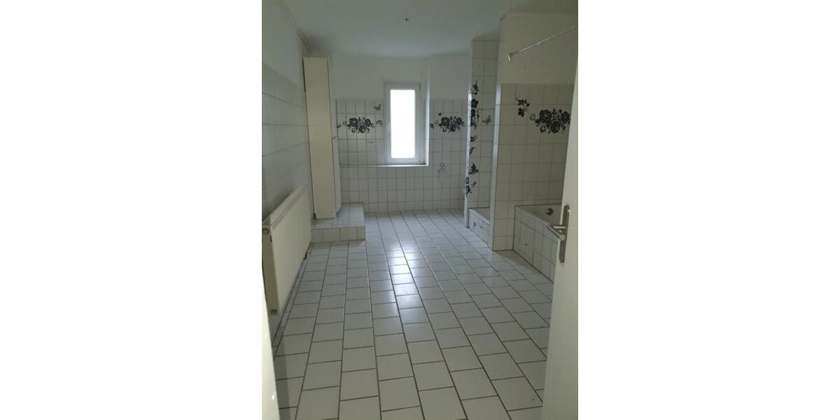 Etagenwohnung Schwerte - 4 Zimmer, 125 m&sup2;, 1.100&euro; | Angebot:26201619