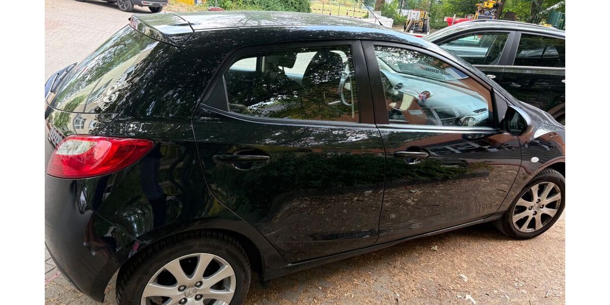Mazda 2 65.000 km 4.800 &euro; Dortmund 44269