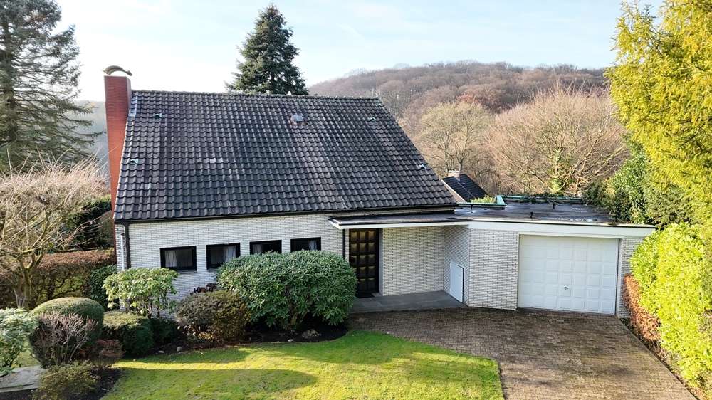 Einfamilienhaus Bochum / Stiepel Stiepel - 6.5 Zimmer, 147 m&sup2;, 780.000&euro; | Angebot:23936695