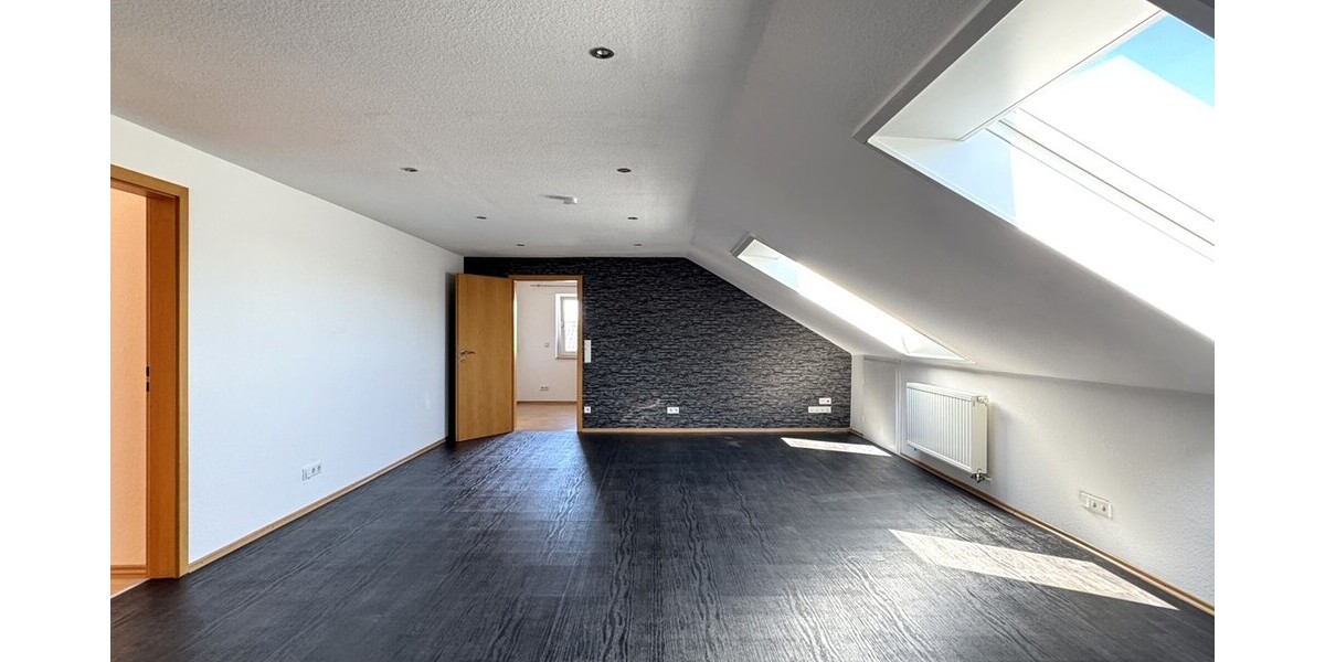 Helle 2-Zimmer-Wohnung im Dachgeschoss eines gepflegten Dreifamilienhauses! - Dachgeschoßwohnung Drensteinfurt Rinkerode | Angebot:20500113