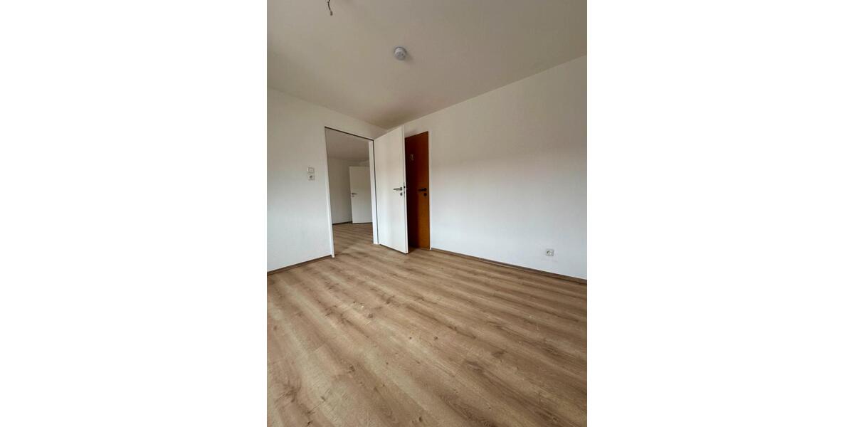 Dachgeschoßwohnung Hagen Hagen-Nord - 4.5 Zimmer, 93 m&sup2;, 149.000&euro; | Angebot:26125632