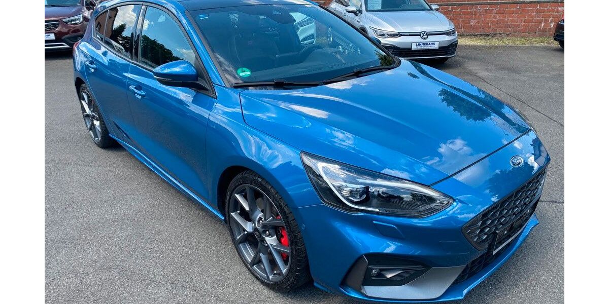 Ford Focus 59.000 km 21.950 &euro; Hamm 59065