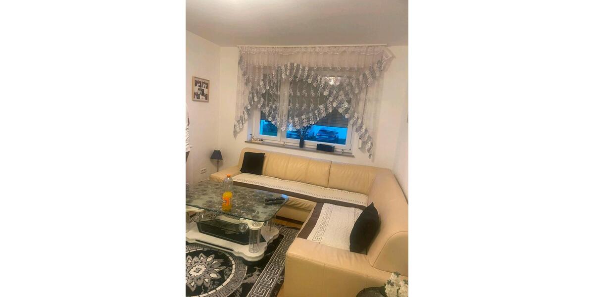 Etagenwohnung Dortmund Huckarde - 5 Zimmer, 125 m&sup2;, 180.000&euro; | Angebot:27263715