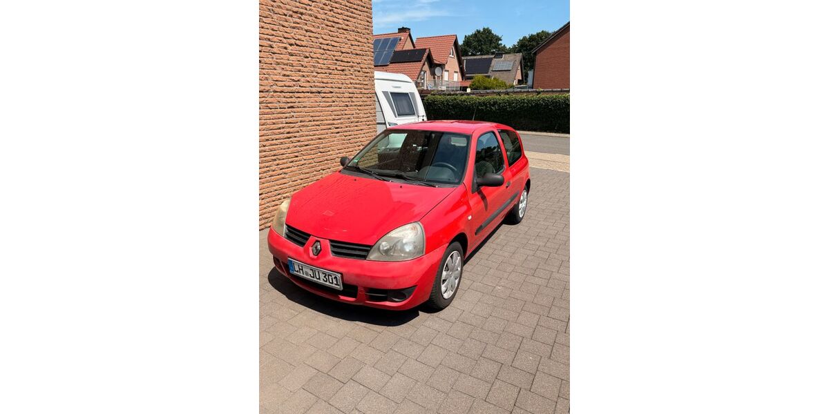 Renault Clio 77.714 km 3.000 &euro; Dülmen 48249