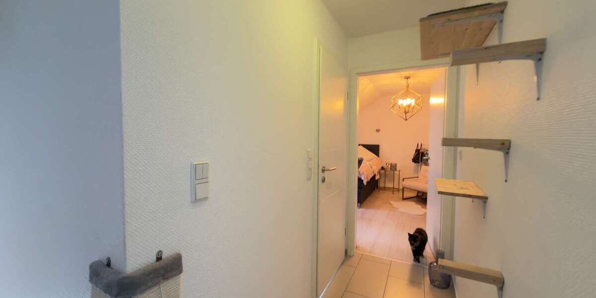 Modernisiertes Reihenhaus mit Wellnessbad, Gäste-WC, Keller & 248 m² Grundstück - Reihenmittelhaus Bönen | Angebot:27298689