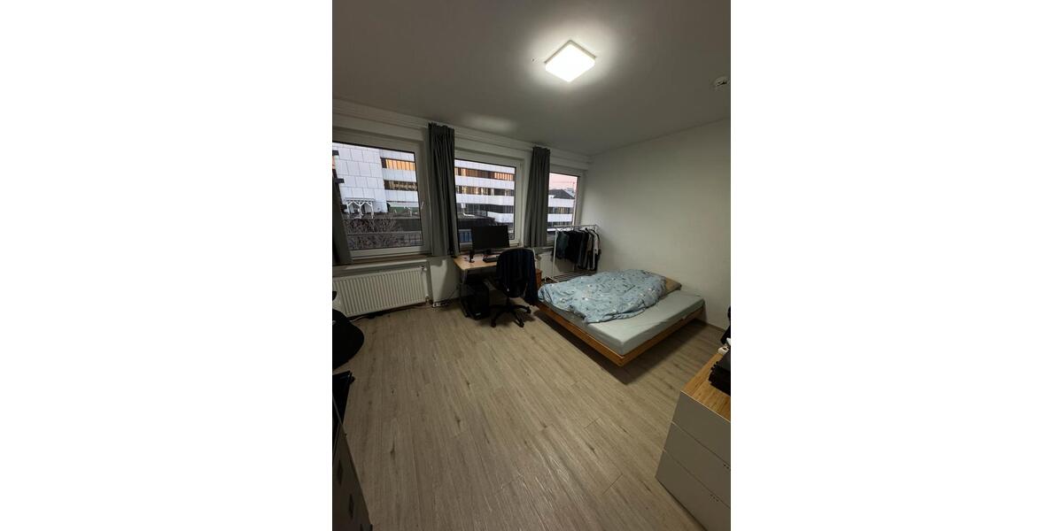 Etagenwohnung Dortmund Innenstadt West - 4 Zimmer, 16 m&sup2;, 475&euro; | Angebot:26033003