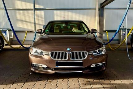 BMW 320 128.000 km 8.900 &euro; Dortmund 44225