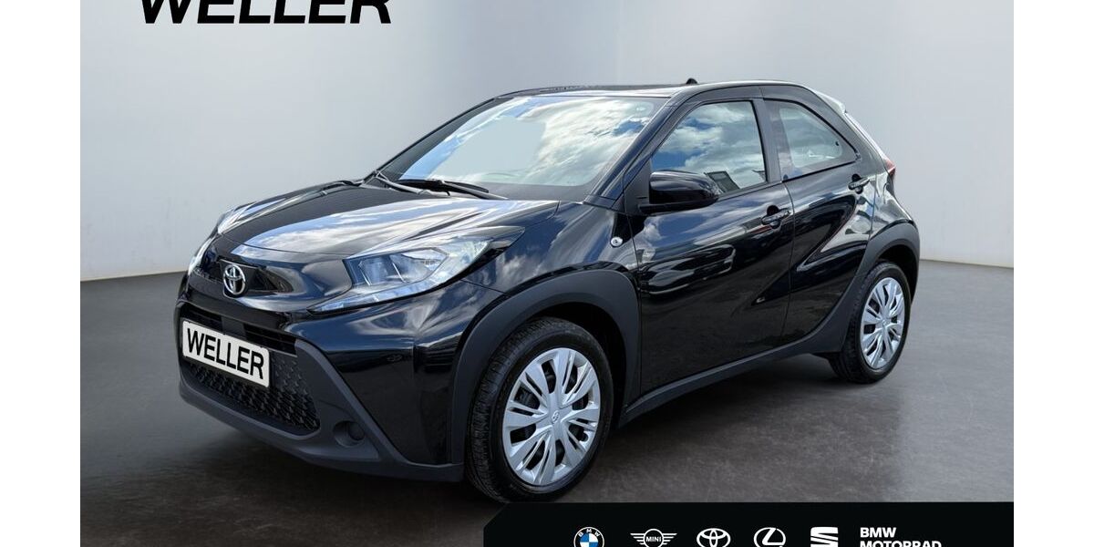Toyota Aygo (X) 16.239 km 12.990 &euro; Hamm 59067