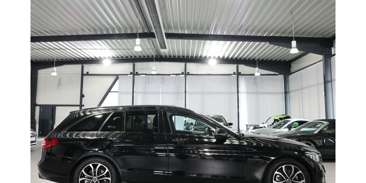 Mercedes-Benz C 220 dT BUSINESS / WIDESCREEN, LASER, ADVANCED 187.000 km 18.991 &euro; Hamm 59077