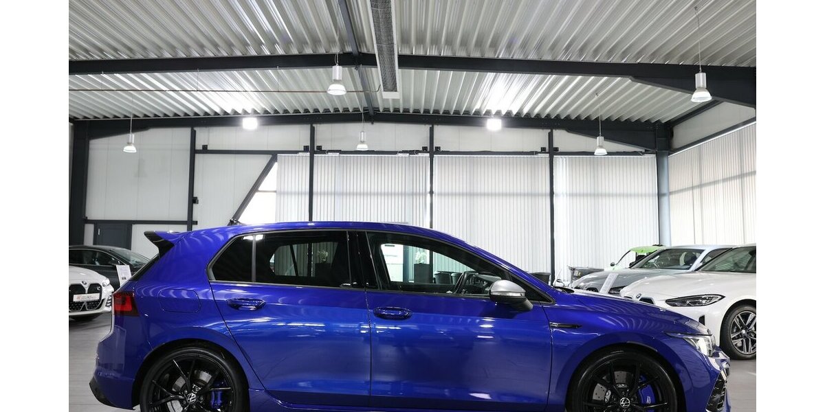 VW Golf VIII 2.0 TSI DSG 4M R-PERFROMANCE BLACK STY 40.000 km 35.555 &euro; Hamm 59077