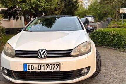 VW Golf 183.000 km 5.200 &euro; Dortmund 44287