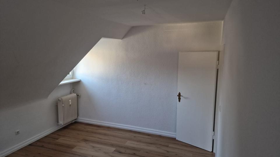 Etagenwohnung Iserlohn Letmathe - 2 Zimmer, 62 m&sup2;, 590&euro; | Angebot:25867934