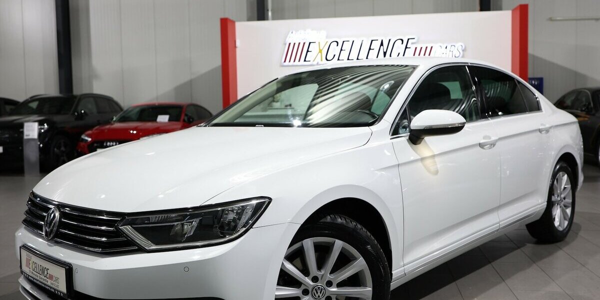 VW Passat 1.6 TDI Comfortline WHITE / MASSAGE+SHZ 176.000 km 10.555 &euro; Hamm 59077