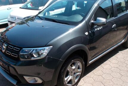 Dacia Sandero 103.000 km 6.990 &euro; Bochum 44809