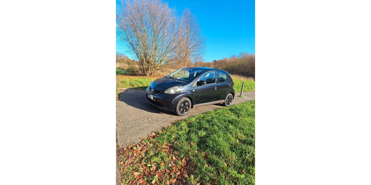 Toyota Andere 210.037 km 1.600 &euro; Hagen 58099