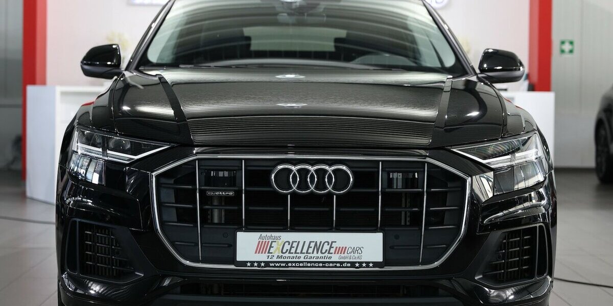 Audi Q8 55 TFSI E Q BUSINESS LUFTFAHRWERK, VOLL-LEDER 86.000 km 47.777 &euro; Hamm 59077