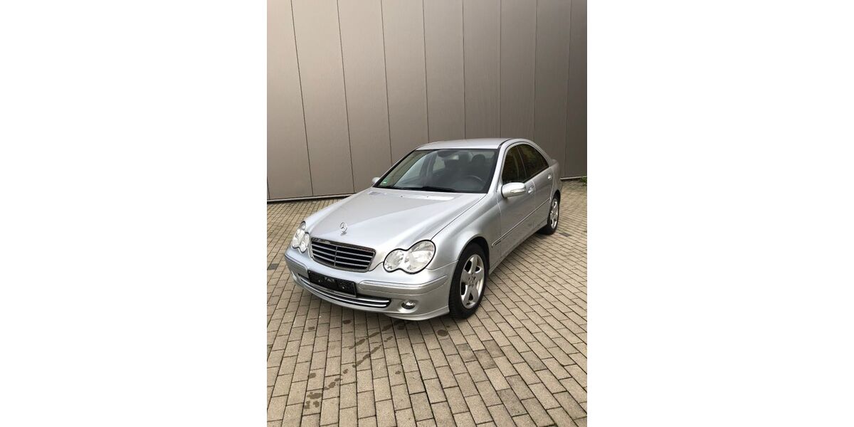 Mercedes-Benz C 220 236.000 km 4.599 &euro; iserlohn 58636