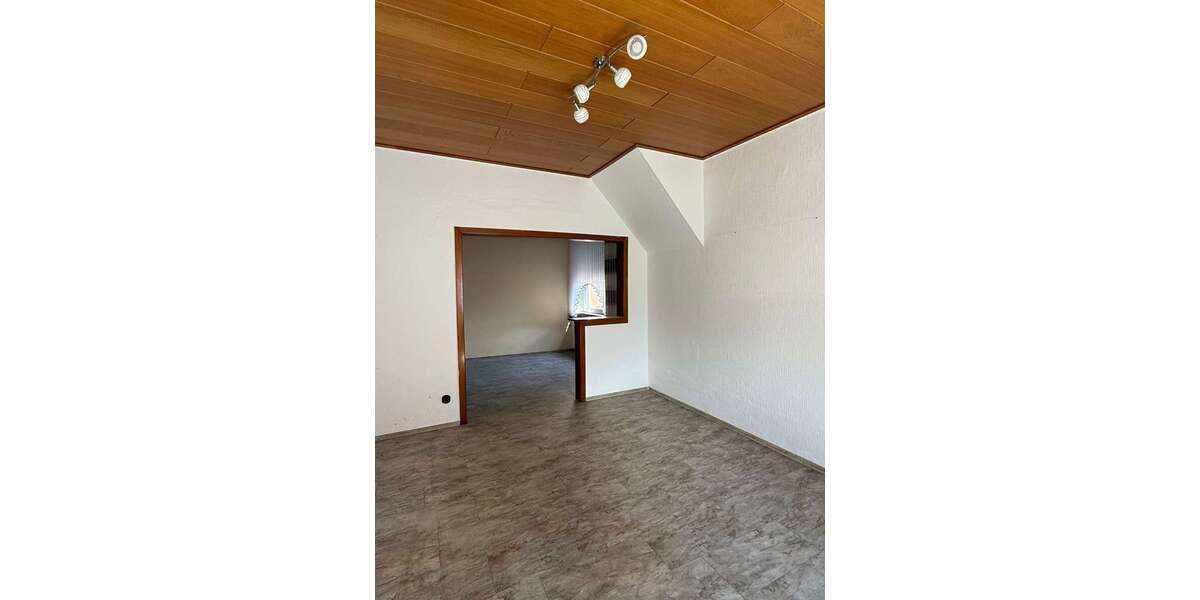 Einfamilienhaus Oer-Erkenschwick / Erkenschwick Erkenschwick - 8 Zimmer, 118 m&sup2;, 290.000&euro; | Angebot:27075920