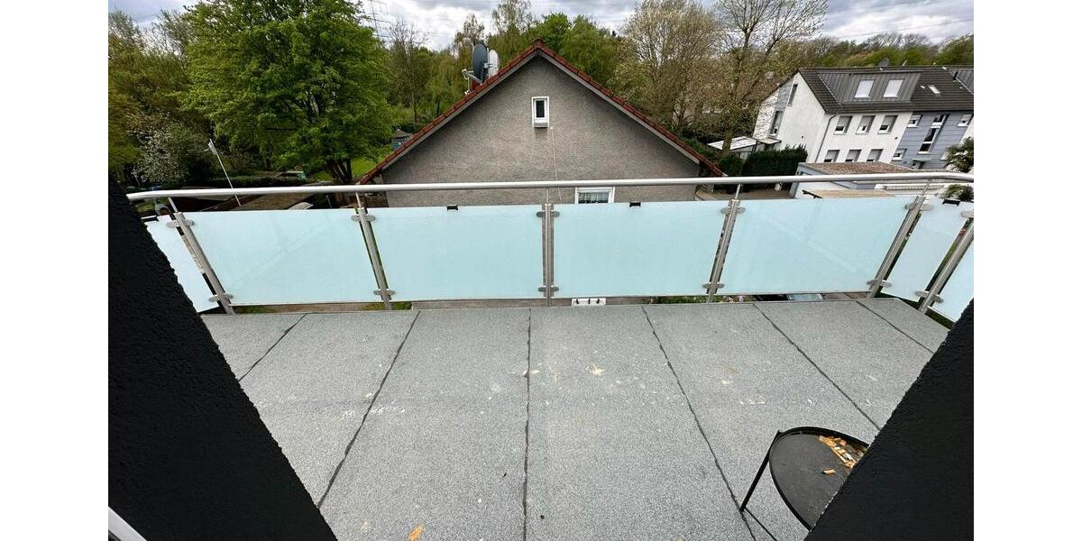 Dachgeschoßwohnung Bochum Bochum-Mitte - 3 Zimmer, 78 m&sup2;, 980&euro; | Angebot:26704953