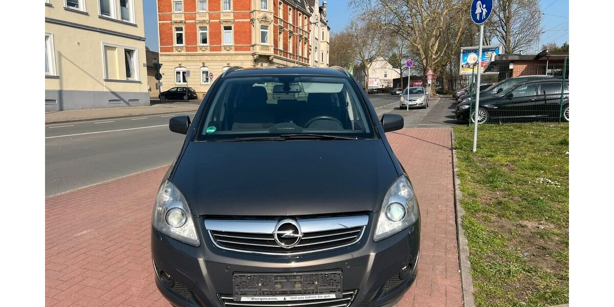 Opel Zafira 131.000 km 5.390 &euro; Recklinghausen 45657