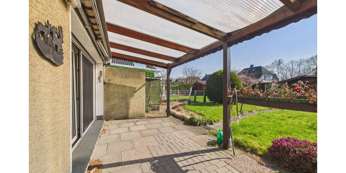 Doppelhaushälfte Hamm Herringen - 3 Zimmer, 94 m&sup2;, 180.000&euro; | Angebot:26017003