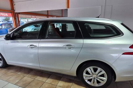 Peugeot 308 203.000 km 6.100 &euro; Dortmund 44147