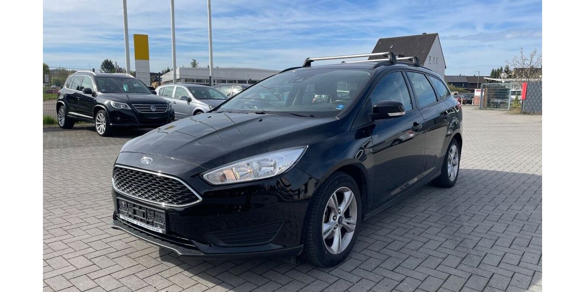 Ford Focus 68.000 km 8.990 &euro; Castrop-Rauxel 44579